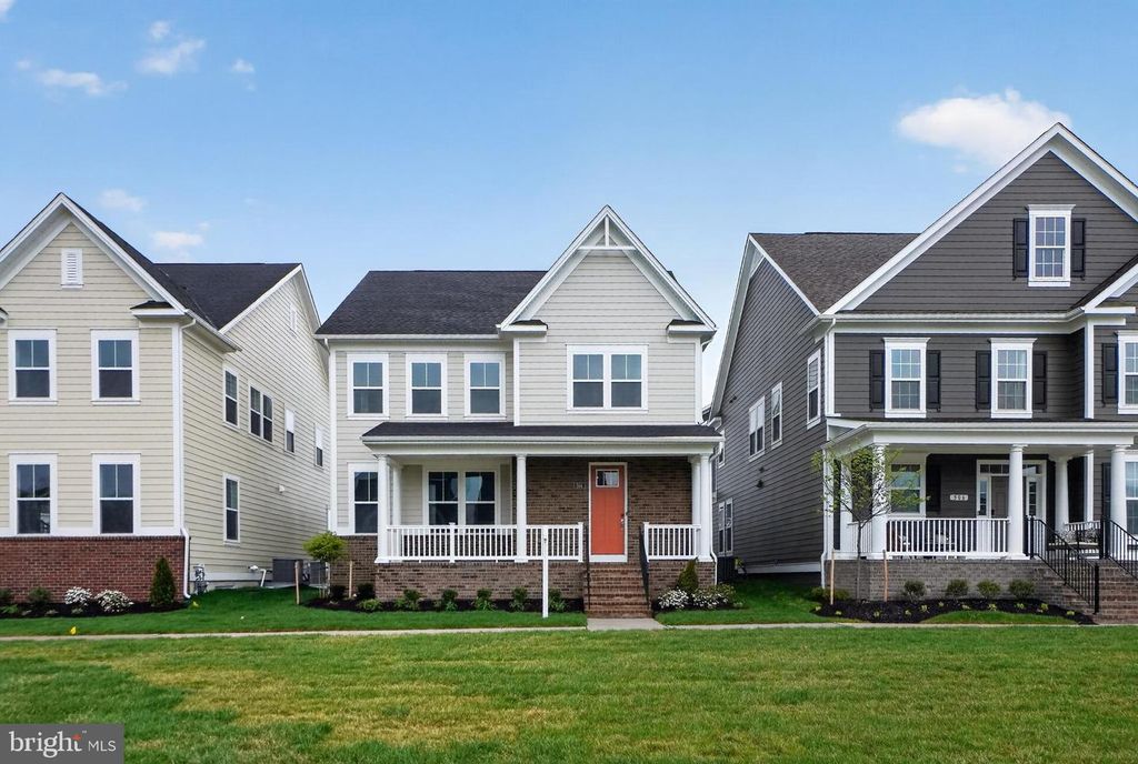 504 WILLOWSHIRE ST, Middle River, MD 21220