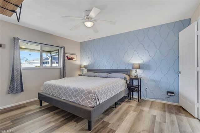 3208 NW 2nd PL, Cape Coral, FL 33993