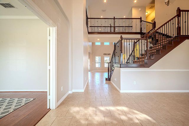 98 Genova Way Lane, Missouri City, TX 77459