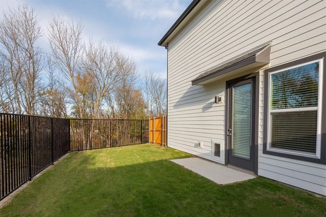 3901 James Pitts Drive 23-3516, Mckinney, TX 75071