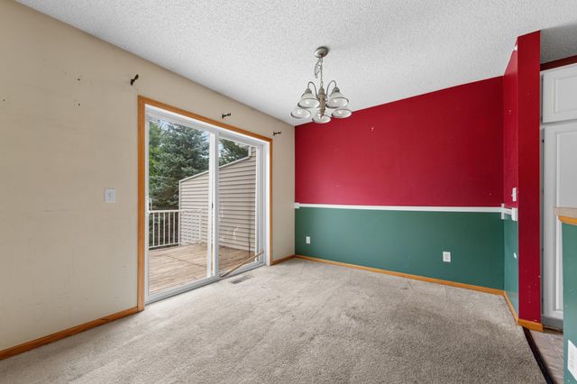 4991 Bluff Heights Trail SE, Prior Lake, MN 55372