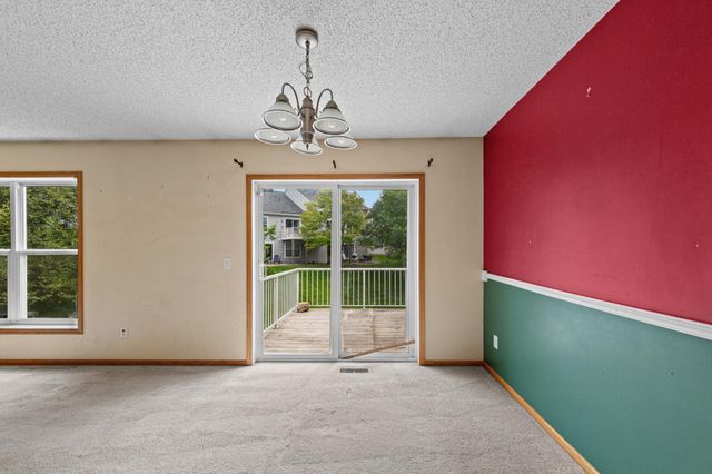 4991 Bluff Heights Trail SE, Prior Lake, MN 55372