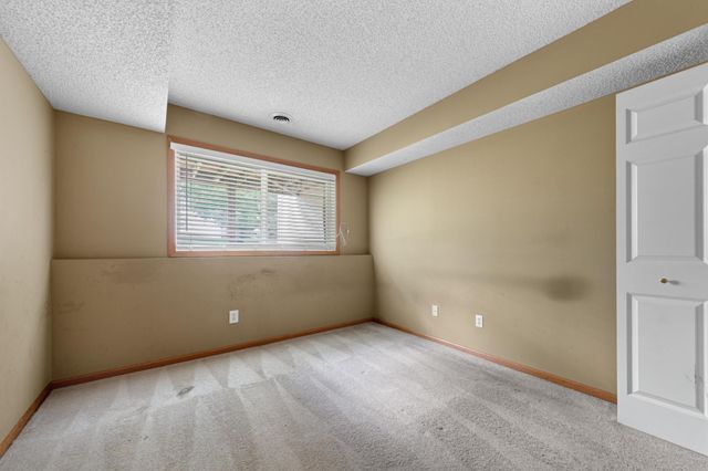 4991 Bluff Heights Trail SE, Prior Lake, MN 55372