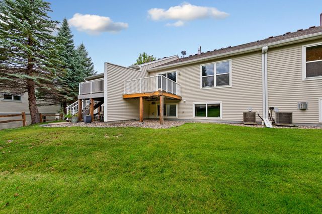 4991 Bluff Heights Trail SE, Prior Lake, MN 55372