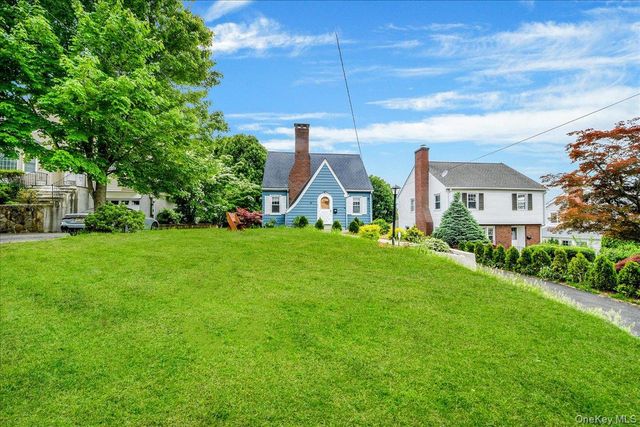 45 Mt Morris Avenue, White Plains, NY 10604
