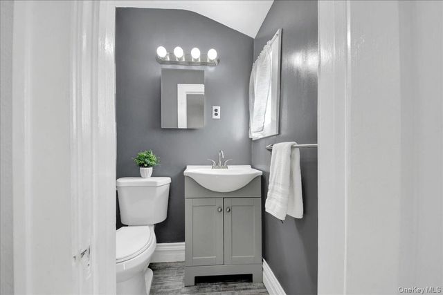 45 Mt Morris Avenue, White Plains, NY 10604