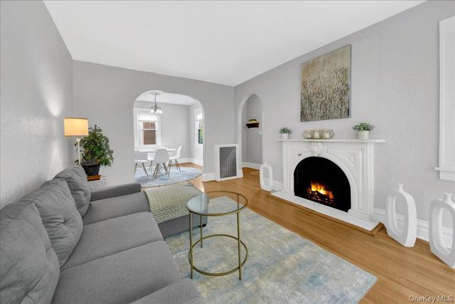 45 Mt Morris Avenue, White Plains, NY 10604