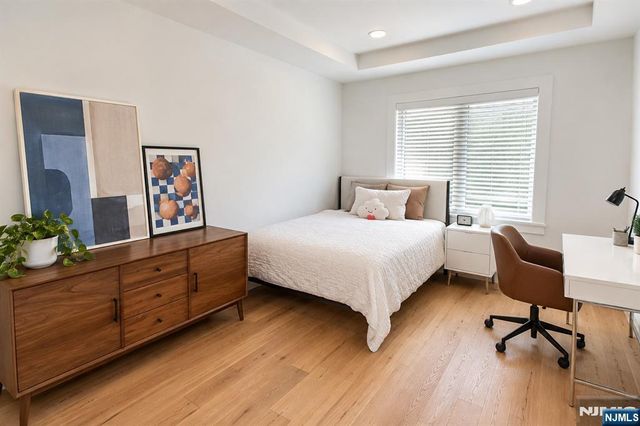 211 Slocum Way A, Fort Lee, NJ 07024