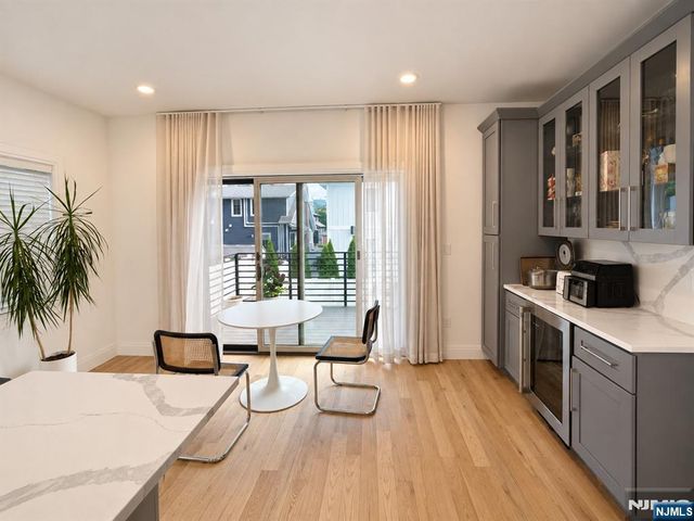 211 Slocum Way A, Fort Lee, NJ 07024
