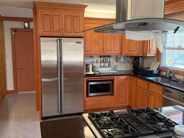 844 Buhl Morton Road, Gallipolis, OH 45631