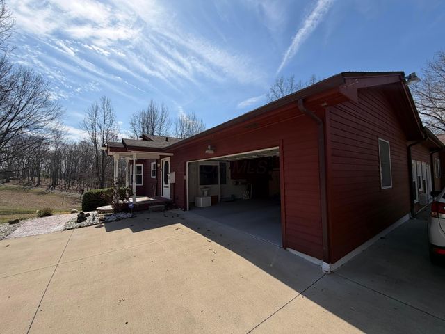 844 Buhl Morton Road, Gallipolis, OH 45631