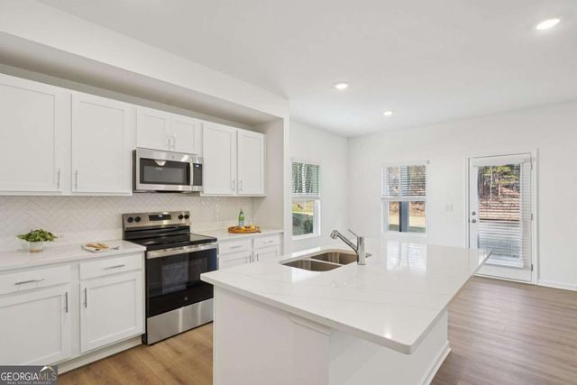 5321 Frontier Court, Flowery Branch, GA 30542