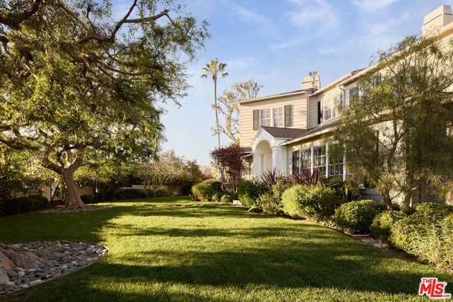 360 S Anita Avenue, Los Angeles, CA 90049