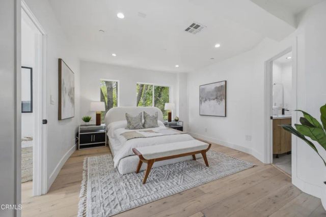 2409 Yorkshire Drive, Los Angeles, CA 90065