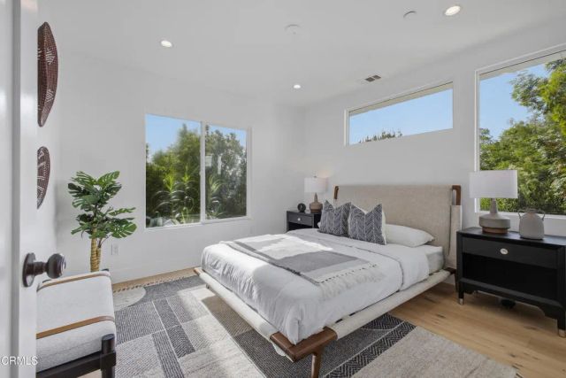 2409 Yorkshire Drive, Los Angeles, CA 90065