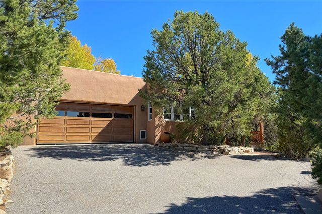 1424 & 1425 Old Sunset Trail, Santa Fe, NM 87501