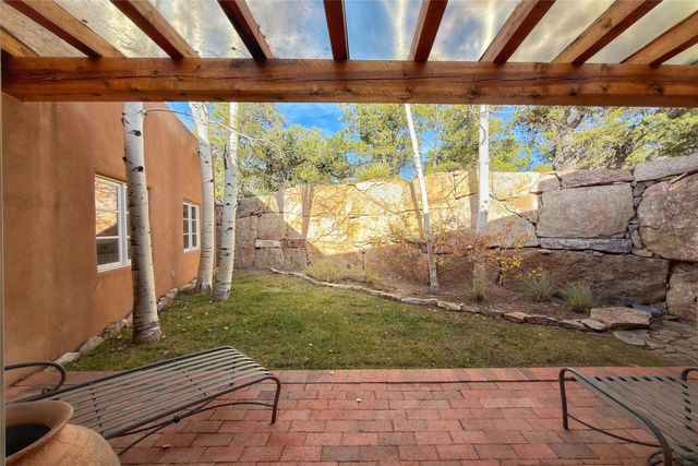 1424 & 1425 Old Sunset Trail, Santa Fe, NM 87501