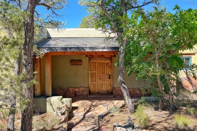 1424 & 1425 Old Sunset Trail, Santa Fe, NM 87501