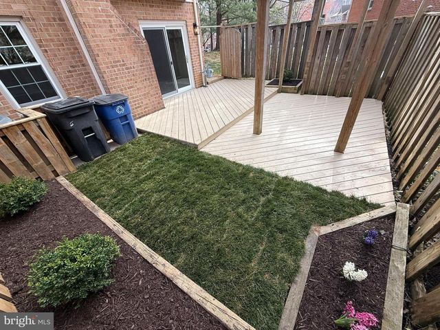 7753 SHOOTINGSTAR DR, Springfield, VA 22152