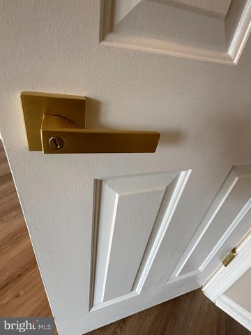 7753 SHOOTINGSTAR DR, Springfield, VA 22152