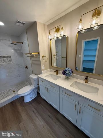 7753 SHOOTINGSTAR DR, Springfield, VA 22152