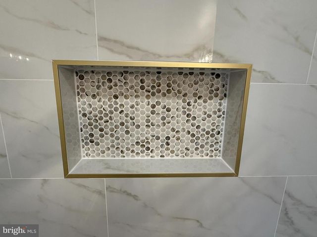 7753 SHOOTINGSTAR DR, Springfield, VA 22152