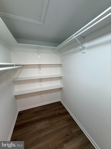 7753 SHOOTINGSTAR DR, Springfield, VA 22152