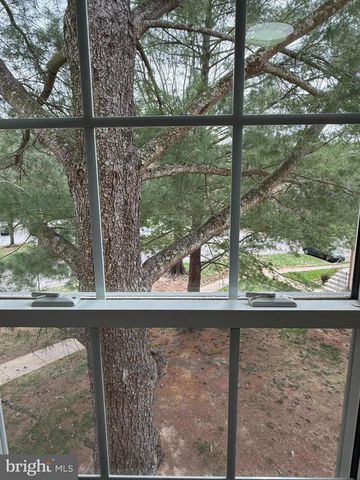 7753 SHOOTINGSTAR DR, Springfield, VA 22152