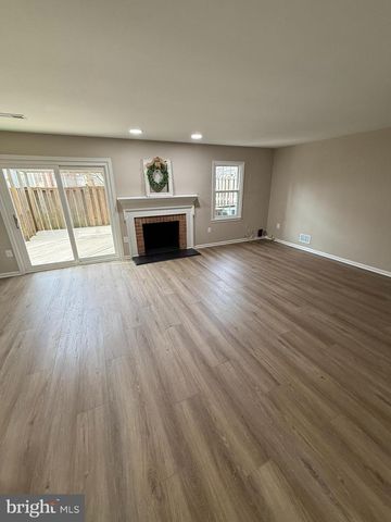 7753 SHOOTINGSTAR DR, Springfield, VA 22152