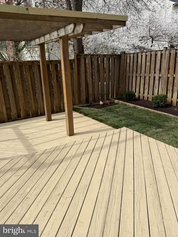 7753 SHOOTINGSTAR DR, Springfield, VA 22152