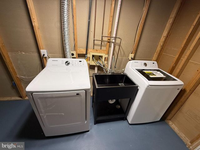 7753 SHOOTINGSTAR DR, Springfield, VA 22152