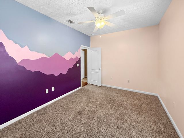 2490 S Lakeview Drive, Crestview, FL 32536