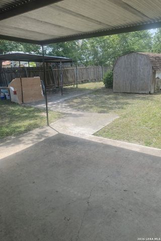 920 Saldana St, San Antonio, TX 78225