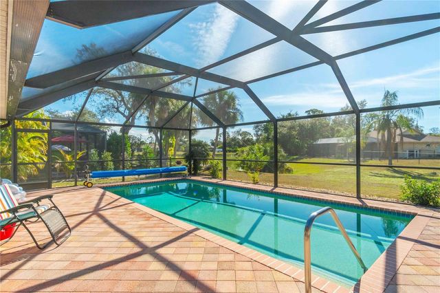 141 KINGS DRIVE, Rotonda West, FL 33947