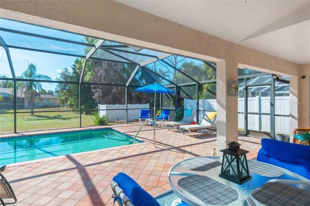 141 KINGS DRIVE, Rotonda West, FL 33947