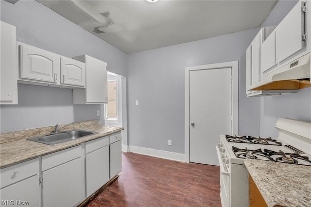 2480 E 86th Street, Cleveland, OH 44104