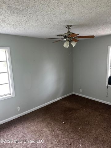 10616 Oak Street, Vancleave, MS 39565