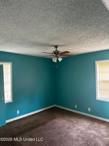 10616 Oak Street, Vancleave, MS 39565