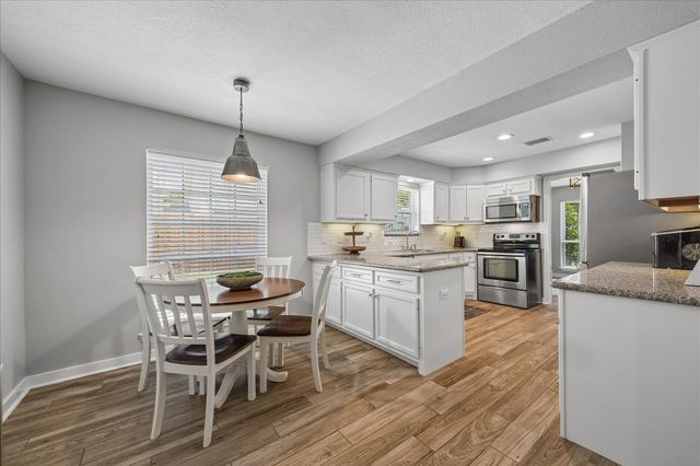 1115 Austin Colony Drive, Richmond, TX 77406