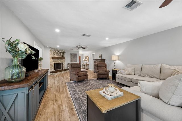 1115 Austin Colony Drive, Richmond, TX 77406