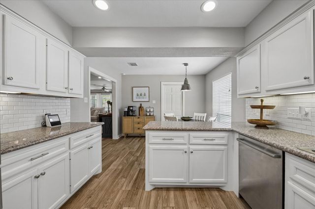 1115 Austin Colony Drive, Richmond, TX 77406