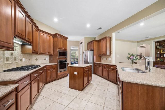 1602 Hill Spring Drive, Sugar Land, TX 77479