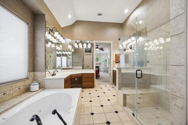 1602 Hill Spring Drive, Sugar Land, TX 77479