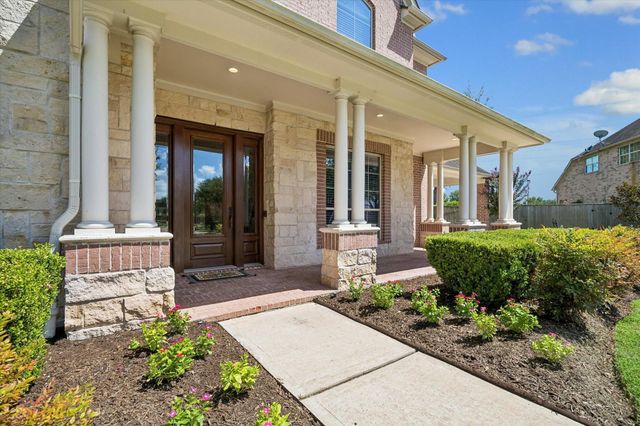 1602 Hill Spring Drive, Sugar Land, TX 77479