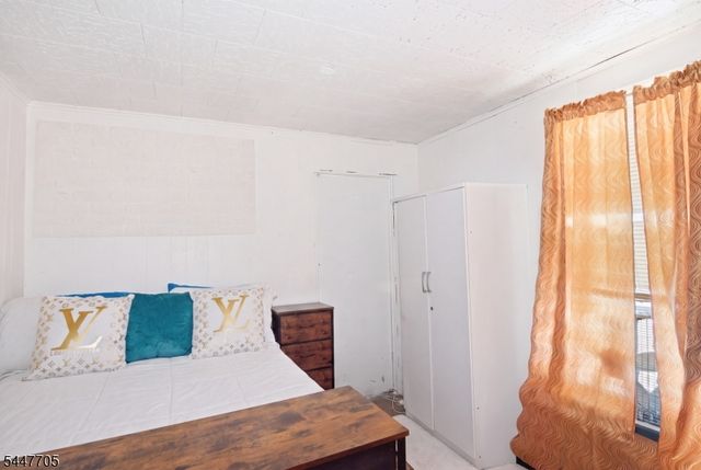 1410 Leslie St, Hillside Twp., NJ 07205