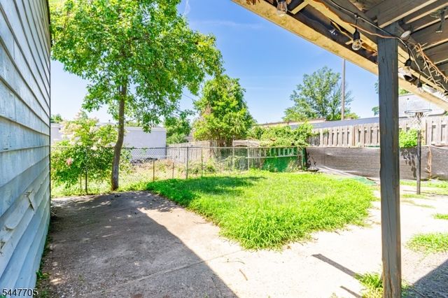 1410 Leslie St, Hillside Twp., NJ 07205