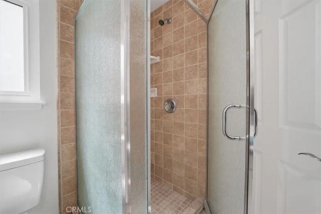 27912 Newbird Drive, Saugus, CA 91350