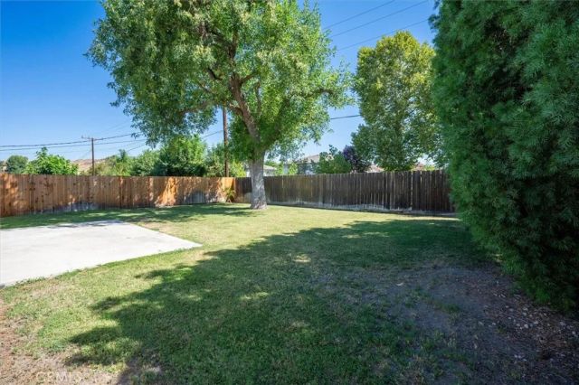 27912 Newbird Drive, Saugus, CA 91350