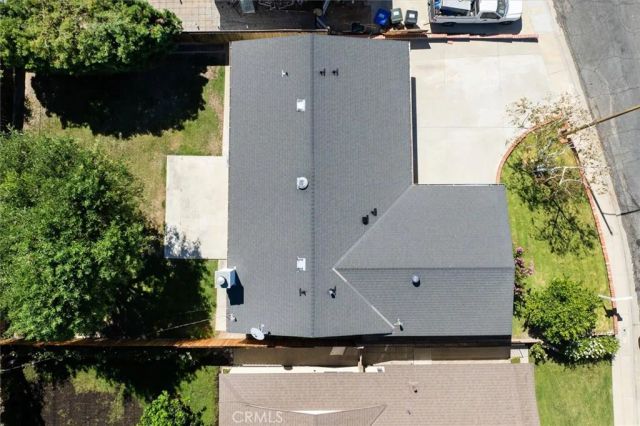 27912 Newbird Drive, Saugus, CA 91350