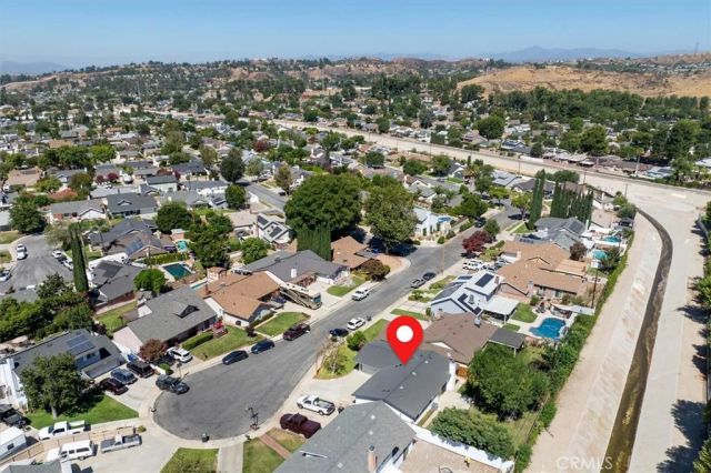 27912 Newbird Drive, Saugus, CA 91350